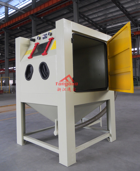 噴砂機(jī)側(cè)面照