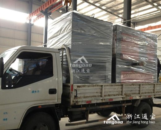 圓盤回轉(zhuǎn)式噴砂機(jī)